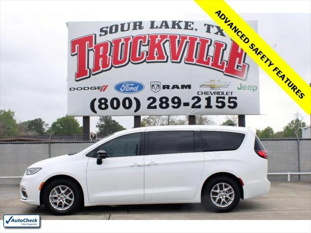 2024 Chrysler Pacifica Touring L for sale in Sour Lake, TX