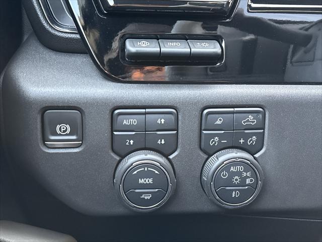 2025 Chevrolet Silverado 1500 4WD Crew Cab Short Bed ZR2