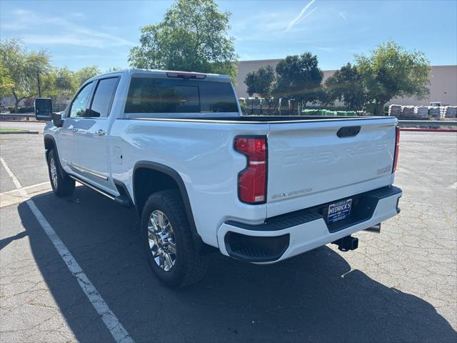 2026 Chevrolet Silverado 2500HD Crew Cab, Standard Bed, High Country, 4WD