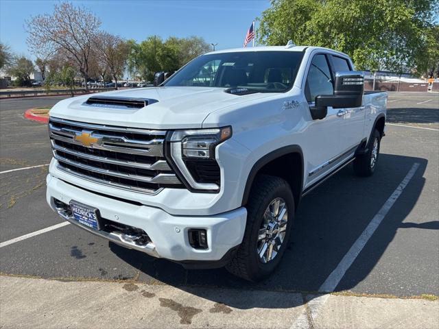 2026 Chevrolet Silverado 2500HD Crew Cab, Standard Bed, High Country, 4WD