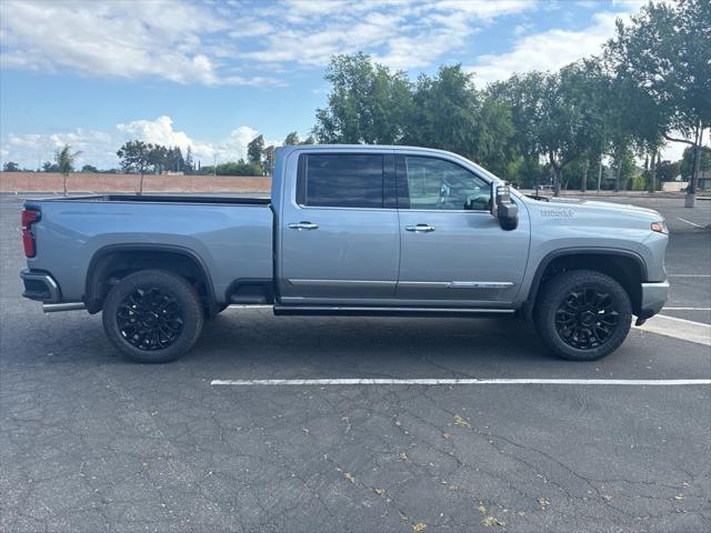 2026 Chevrolet Silverado 2500HD Crew Cab, Standard Bed, High Country, 4WD