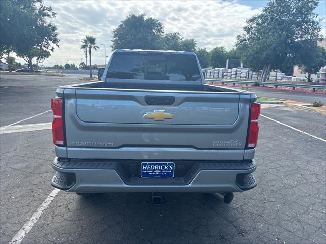2026 Chevrolet Silverado 2500HD Crew Cab, Standard Bed, High Country, 4WD