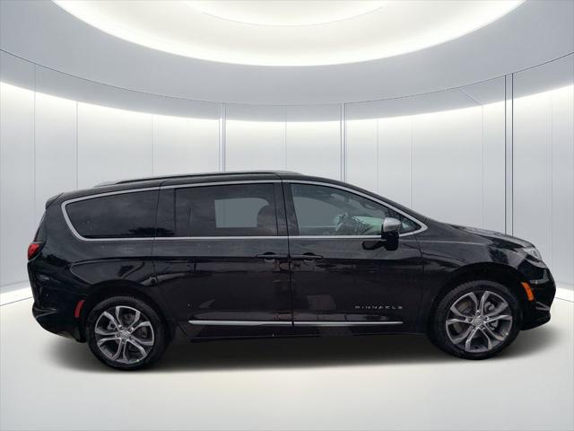 2026 Chrysler Pacifica Pinnacle AWD