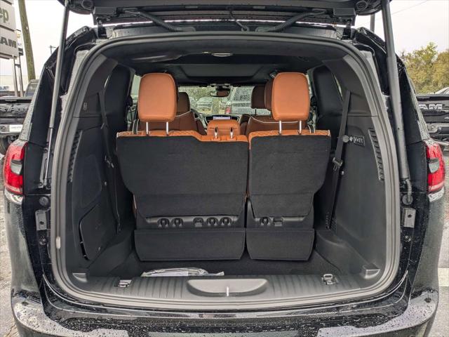 2026 Chrysler Pacifica Pinnacle AWD