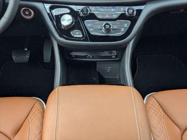 2026 Chrysler Pacifica Pinnacle AWD