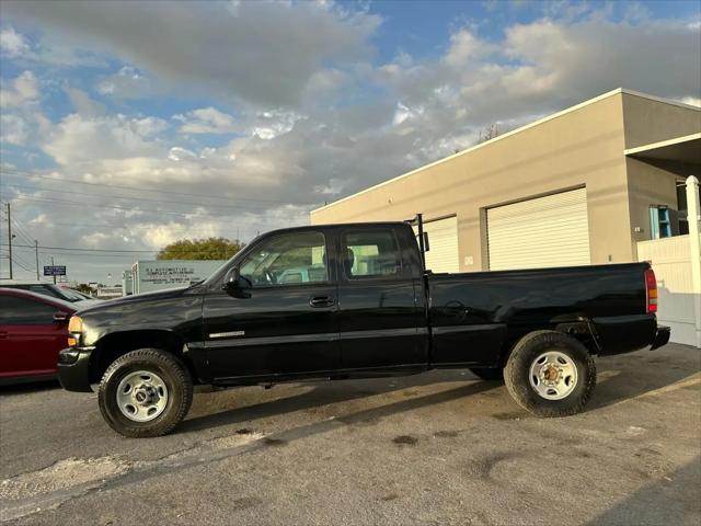 2003 GMC Sierra 2500 Base