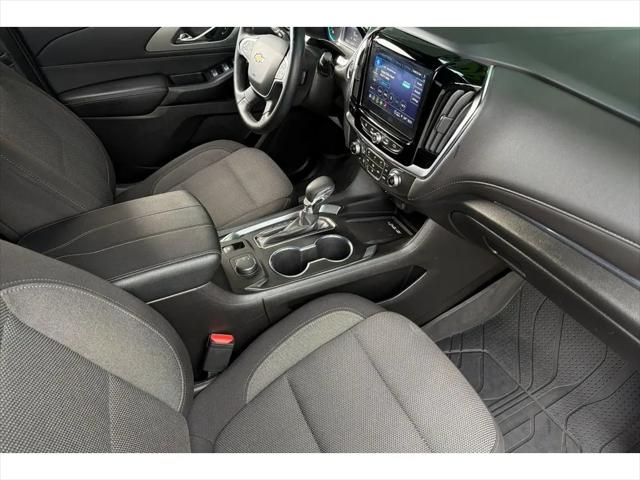 2023 Chevrolet Traverse FWD LT Cloth