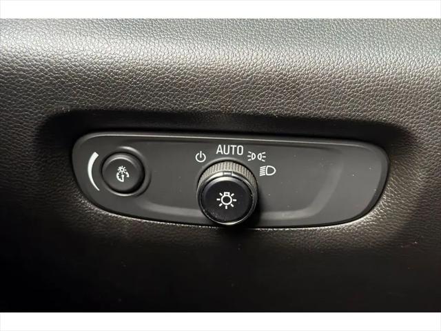 2023 Chevrolet Traverse FWD LT Cloth