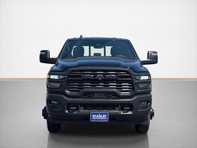 2026 RAM Ram 3500 RAM 3500 TRADESMAN CREW CAB 4X4 8 BOX