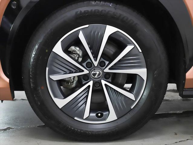 2024 Lexus RZ 450e Premium