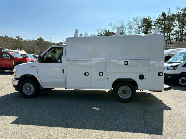 2026 Ford E-350 Cutaway Unknown