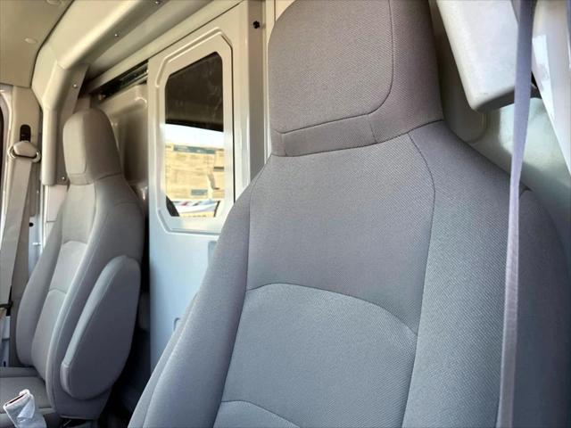 2026 Ford E-350 Cutaway Unknown
