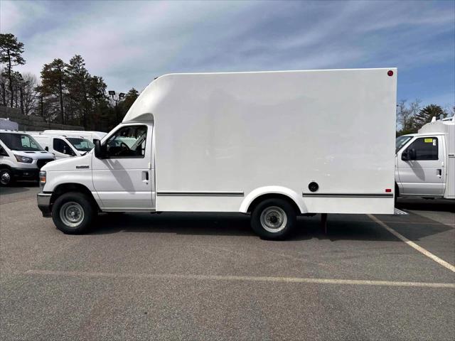 2027 Ford E-Series Cutaway Unknown