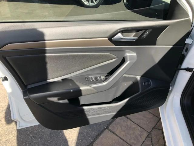 2019 Volkswagen Jetta 1.4T SEL Premium