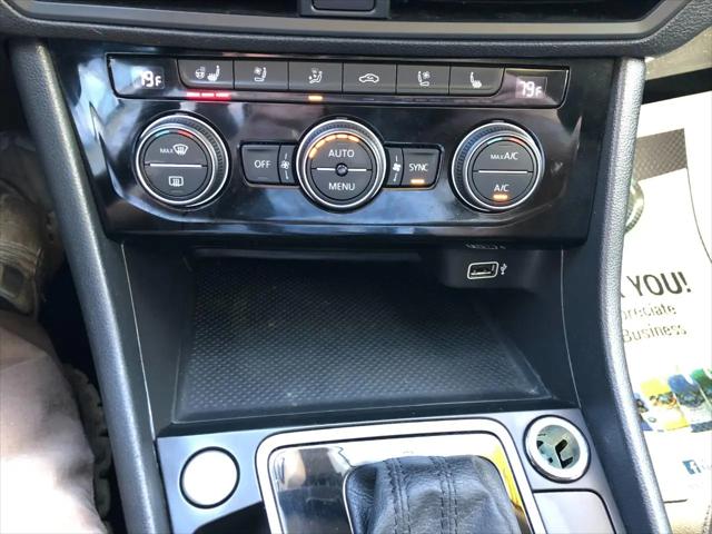 2019 Volkswagen Jetta 1.4T SEL Premium