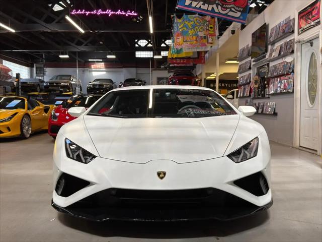 2022 Lamborghini Huracan Evo Coupe RWD