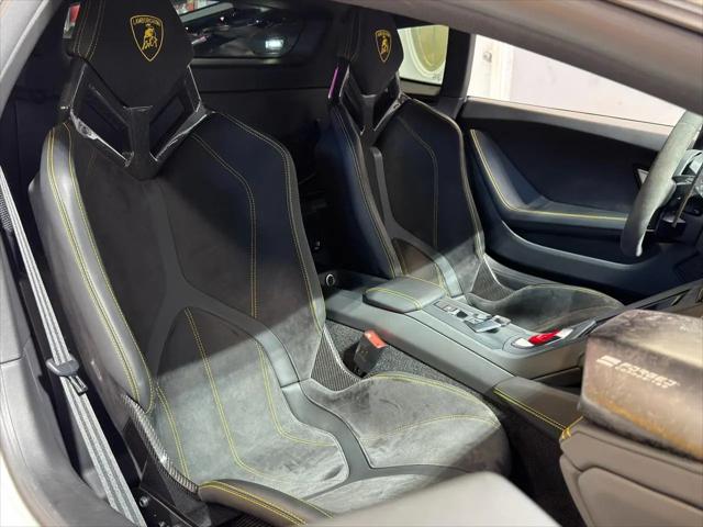 2022 Lamborghini Huracan Evo Coupe RWD