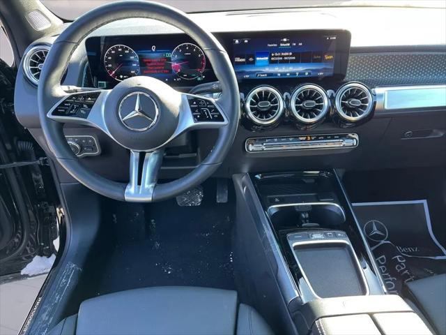 2025 Mercedes-Benz GLB 4MATIC