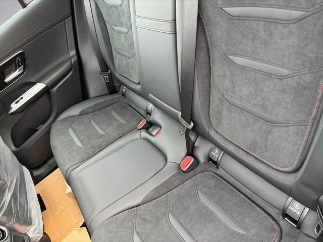 2026 Mercedes-Benz GLC 4MATIC