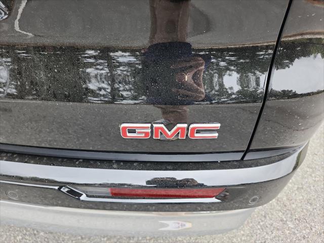 2026 GMC Acadia Denali AWD