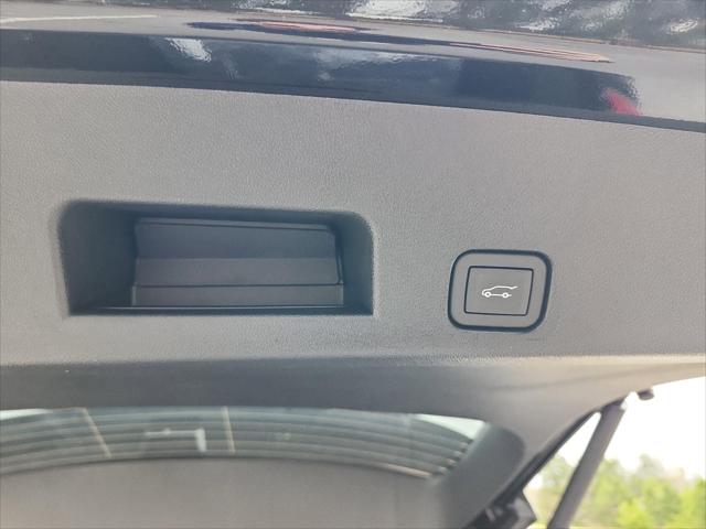 2026 GMC Acadia Denali AWD