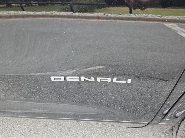 2026 GMC Acadia Denali AWD