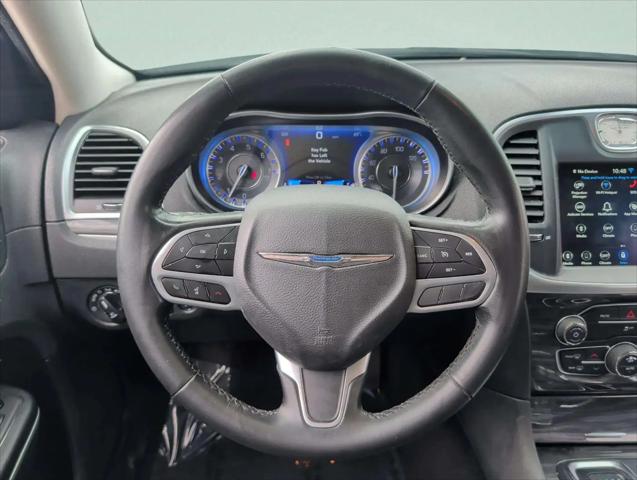 2021 Chrysler 300 Touring