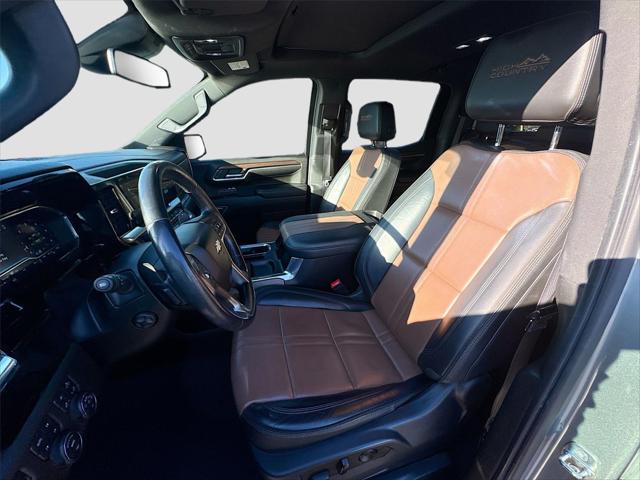 2023 Chevrolet Silverado 1500 4WD Crew Cab Short Bed High Country