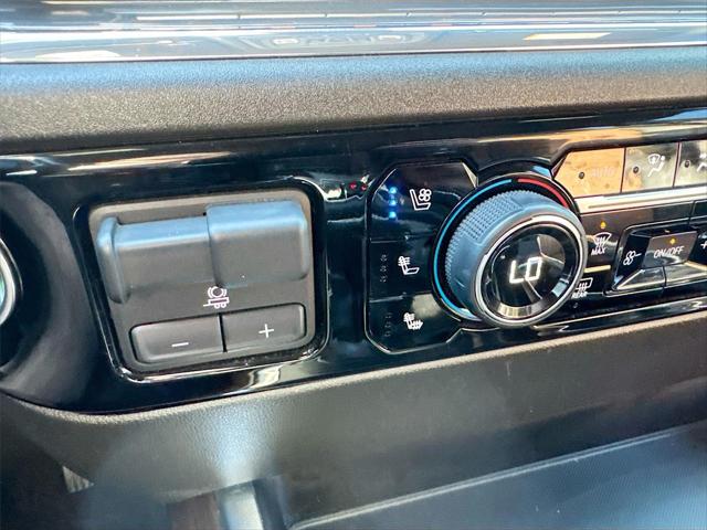 2023 Chevrolet Silverado 1500 4WD Crew Cab Short Bed High Country