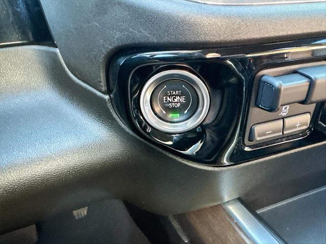 2023 Chevrolet Silverado 1500 4WD Crew Cab Short Bed High Country