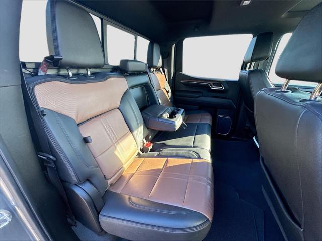 2023 Chevrolet Silverado 1500 4WD Crew Cab Short Bed High Country