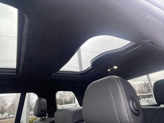2022 BMW X7 M50i