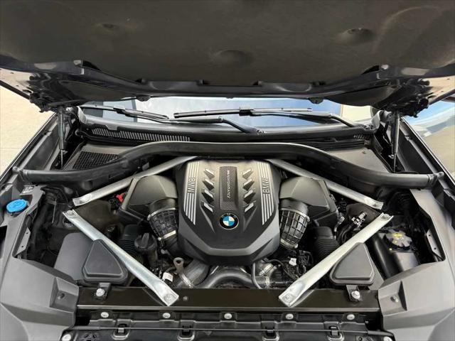 2021 BMW X7 M50i