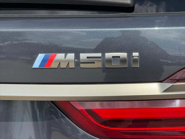 2021 BMW X7 M50i