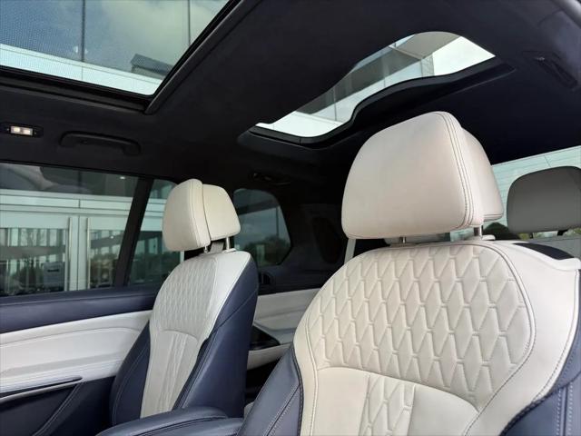 2021 BMW X7 M50i