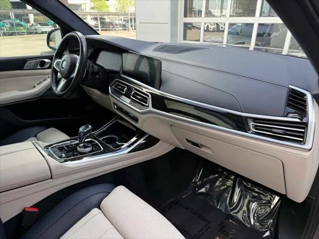 2021 BMW X7 M50i