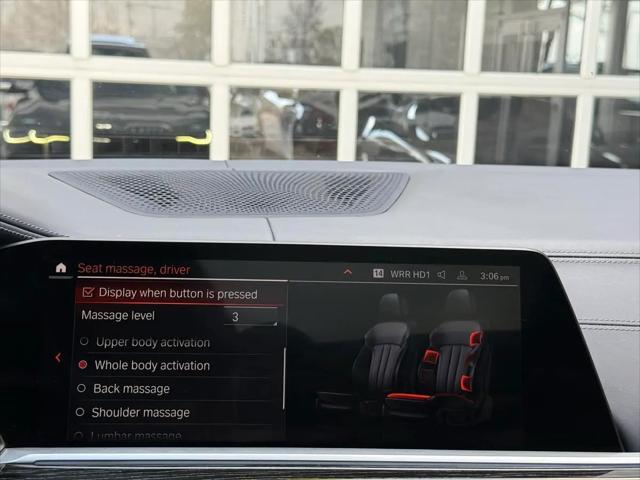 2021 BMW X7 M50i
