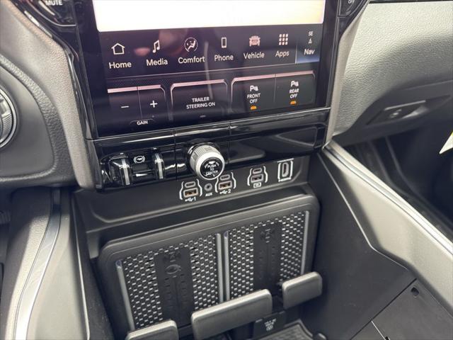 2026 Ram 1500 Laramie Crew Cab 4x4 57 Box