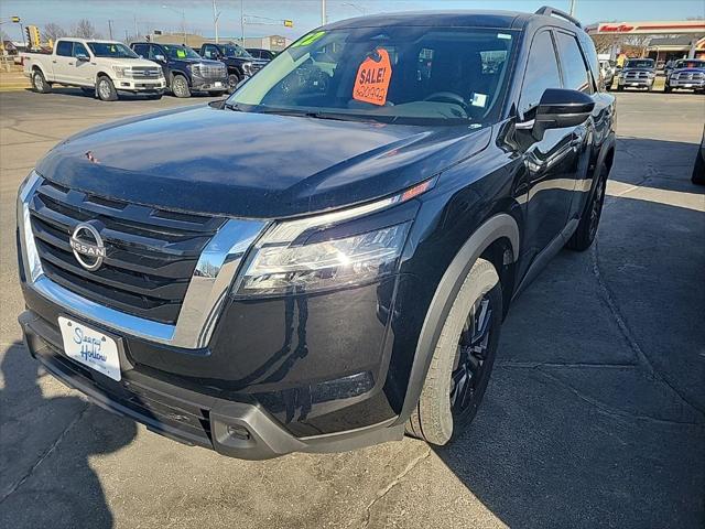 2022 Nissan Pathfinder SV 4WD for sale in Viroqua, WI