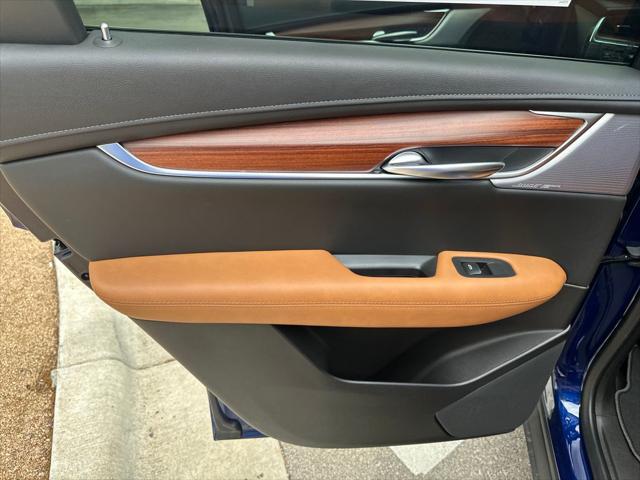 2026 Cadillac XT5 Premium Luxury FWD