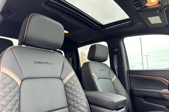 2026 GMC Canyon Denali, 4WD