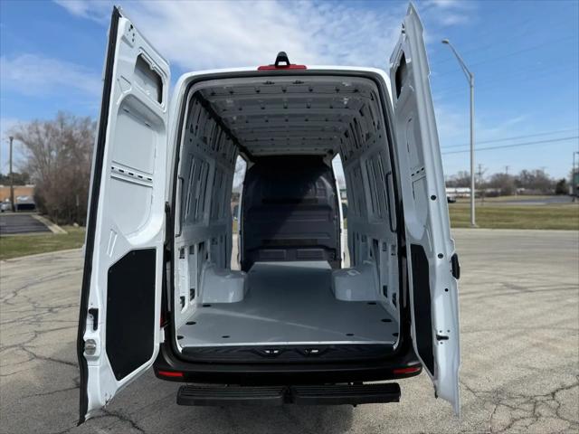 2021 Mercedes-Benz Sprinter 4500 High Roof V6