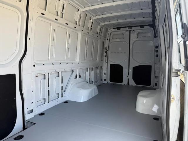 2021 Mercedes-Benz Sprinter 4500 High Roof V6