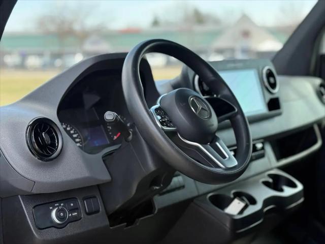 2021 Mercedes-Benz Sprinter 4500 High Roof V6