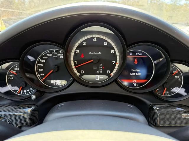 2016 Porsche 911 Turbo S