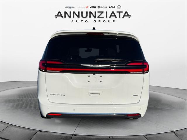 2026 Chrysler Pacifica Select AWD