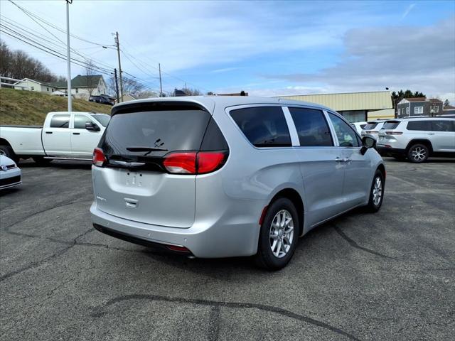 2026 Chrysler Voyager LX