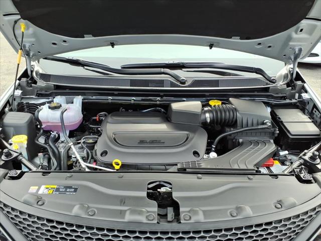 2026 Chrysler Voyager LX