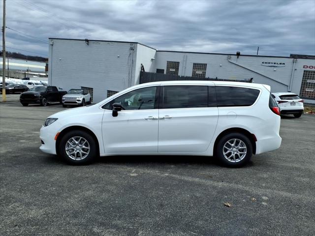2026 Chrysler Voyager LX