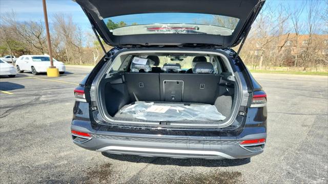 2026 Volkswagen Taos SEL